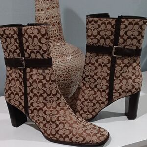 Stylish Brown Patterned Ankle Boots